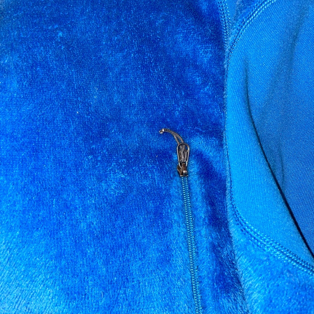 Small women’s blue Patagonia fleece zipper - Picture 2 of 3